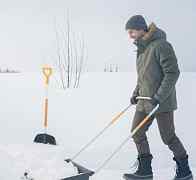 Лопата-Скрепер - волокуша Fiskars SnowXpert