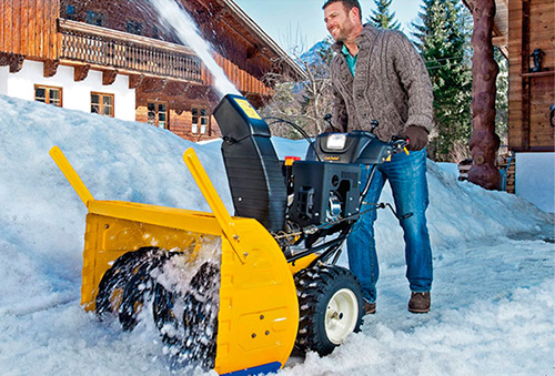 Электрические снегоуборщики — надежный и эффективный способ освободить территорию от снежного покрова