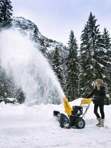 Снегоуборщик бензиновый Stiga - выбор профессионалов для эффективной уборки снега