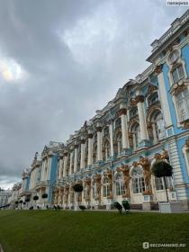 Садовый дворец – прекрасное слияние природы и искусства, олицетворение великолепия русской культуры и архитектурного дарования