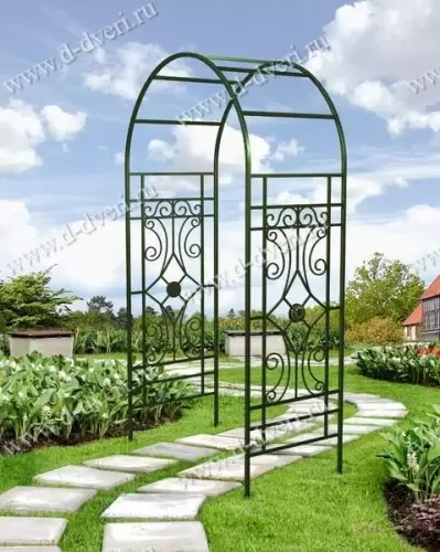 Решетка для вьющихся растений в садовой архитектуре - эффективное решение для создания уникального ландшафта