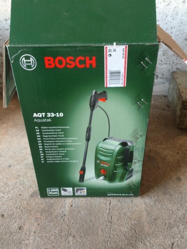 Bosch AQT 33-10 лучшая минимойка для дома и сада