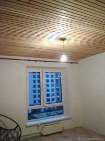 Деревянный потолок на даче: советы по монтажу и уходу