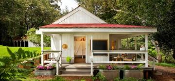 Красивые и практичные варианты оформления садового дома - советы и идеи для создания уютного и функционального пространства