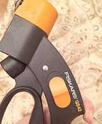 Fiskars ножницы для травы