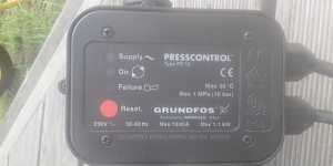 Насос и реле давления Grundfos