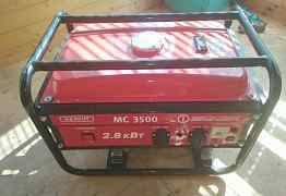 Новый Генератор бензиновый maxcut MC3500