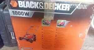 Газонокосилка элек BlackDecker GR 3900